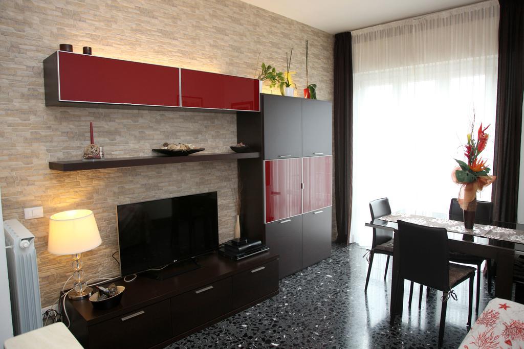A Casa Di Simone A Viareggio Apartment Luaran gambar