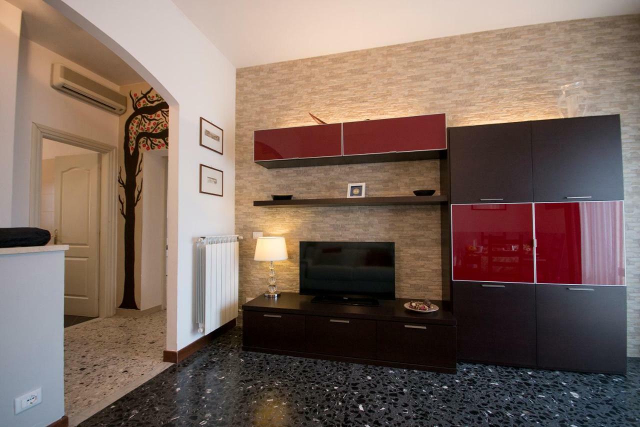 A Casa Di Simone A Viareggio Apartment Luaran gambar