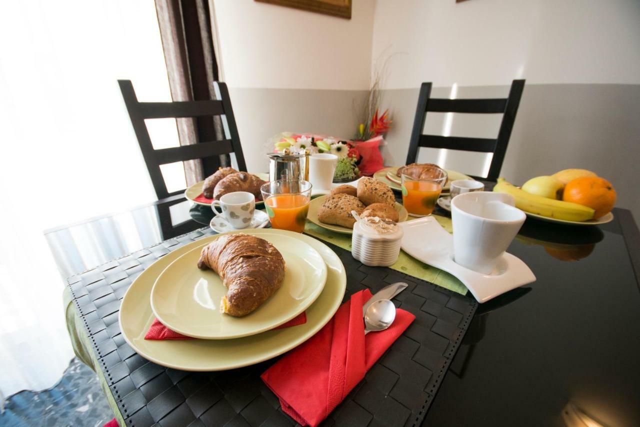 A Casa Di Simone A Viareggio Apartment Luaran gambar