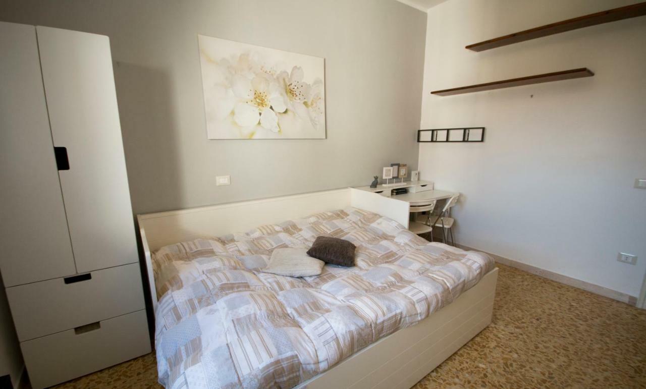 A Casa Di Simone A Viareggio Apartment Luaran gambar